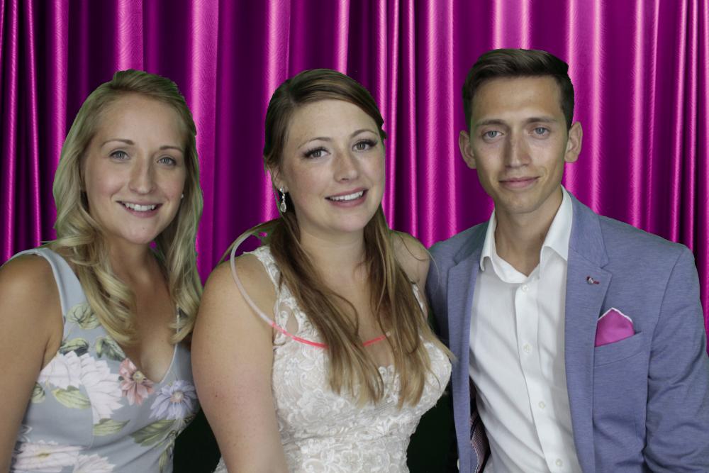 Katherine & Simon | View more photos from the event at gallery.myphotoboothexperience.co.uk/u/MyPhotoBoothExperienceLtd/Katherine-Simon